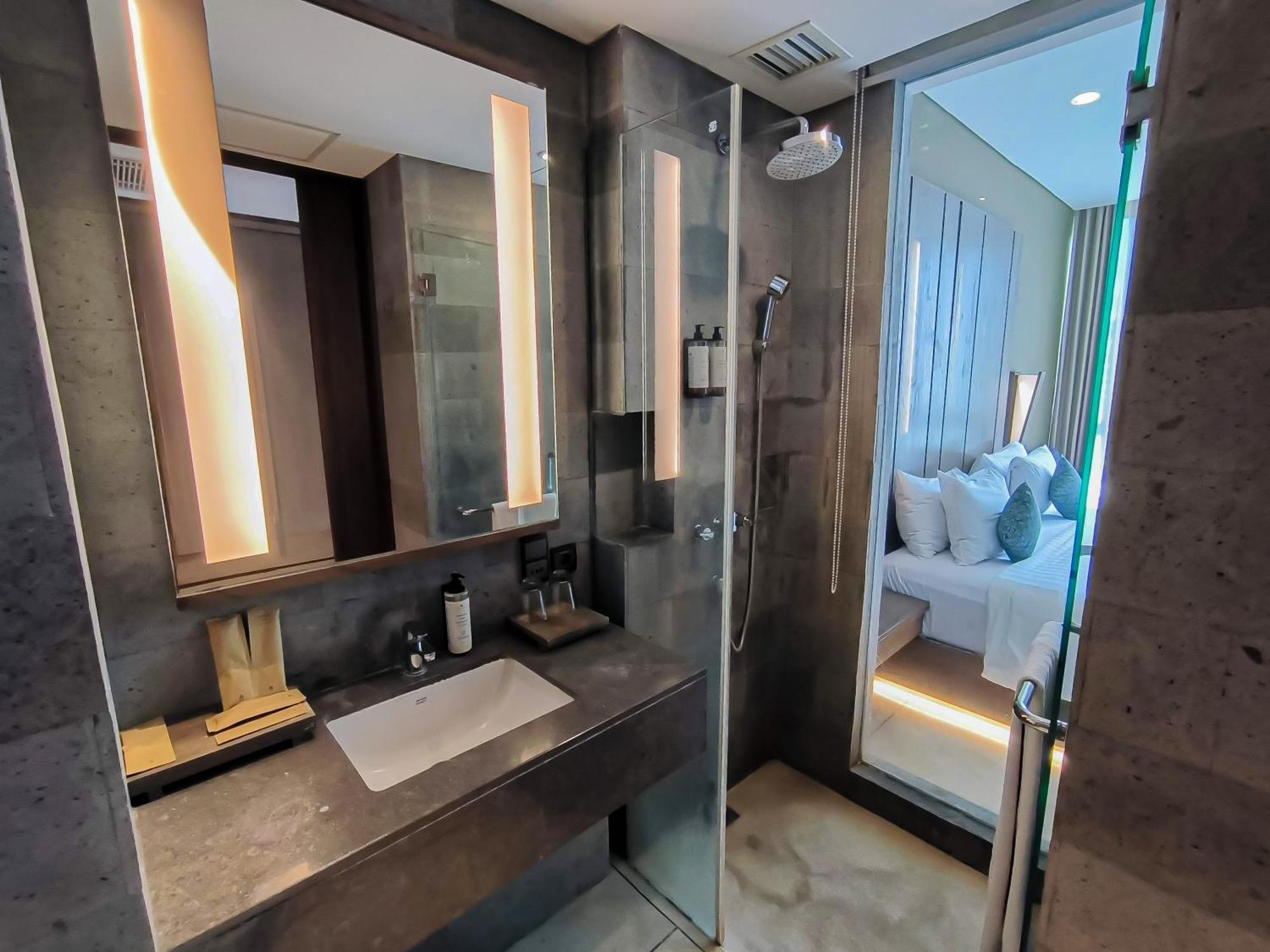 Siyut Wyndham Tamansari Jivva Resort Bali מראה חיצוני תמונה Bathroom